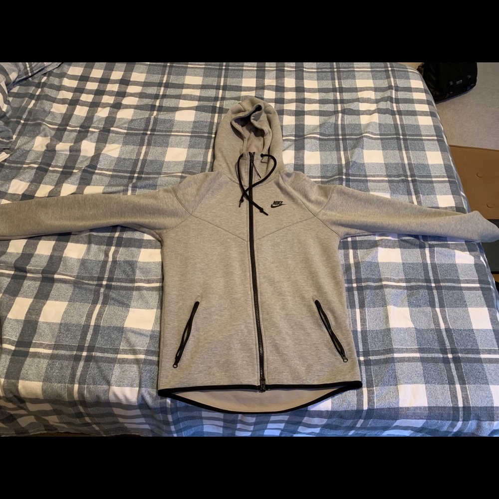 Nike men’s jacket - men’s small